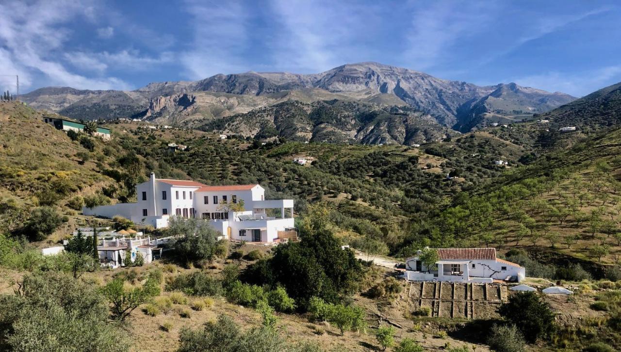 B&B And Apartments Cortijo La Zapatera Canillas de Aceituno Екстериор снимка