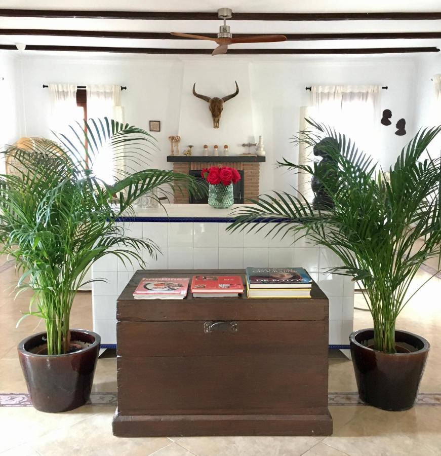 B&B And Apartments Cortijo La Zapatera Canillas de Aceituno Екстериор снимка