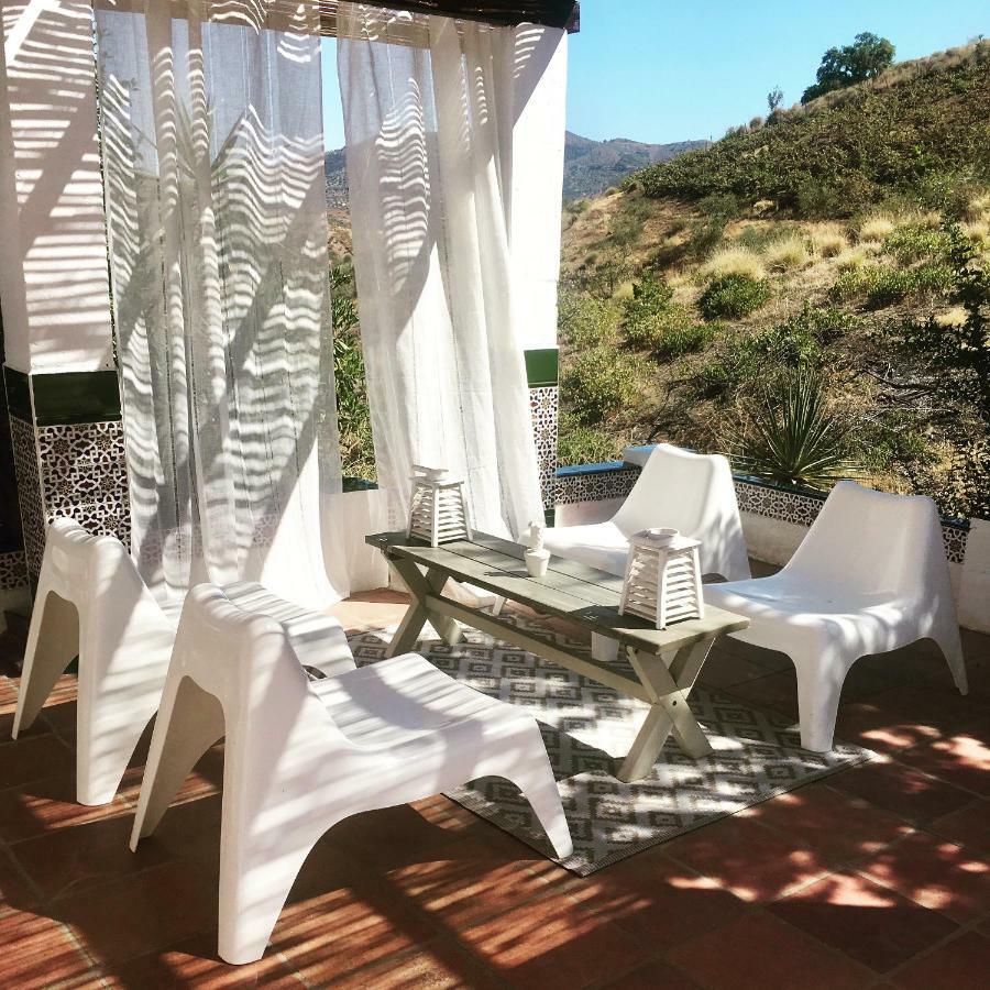 B&B And Apartments Cortijo La Zapatera Canillas de Aceituno Екстериор снимка